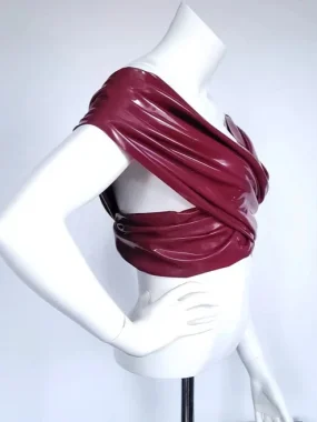 Latex crop top met gedraaide schouders